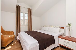 Apartments Ani