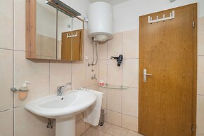 Apartments Jak