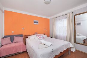 Apartments Jak