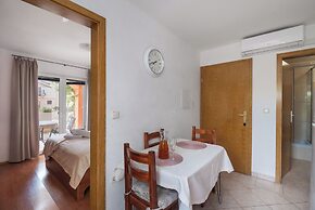 Apartments Jak