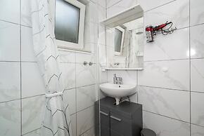 Apartments Jak