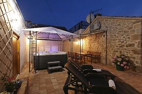 House Cirrus
