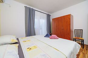 Apartments Domagoj