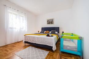 Apartment Mari