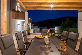 Apartments Lux 2