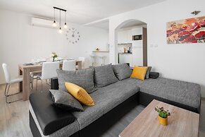 Apartments Lux 2