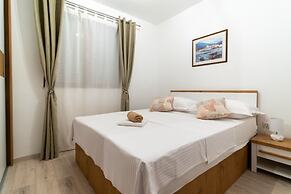 Apartments Lux 1