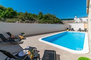 Apartments Lux 1
