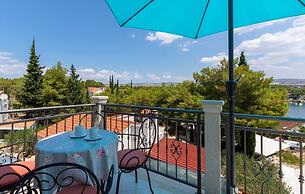 Apartments Dalis