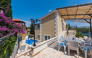 Apartments Dalis