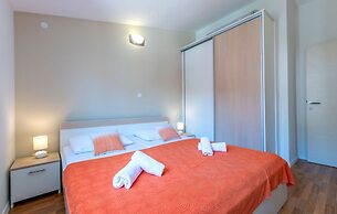 Apartments Dalis