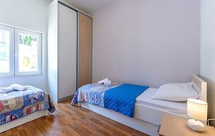 Apartments Dalis