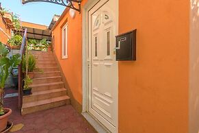 Apartment Orange