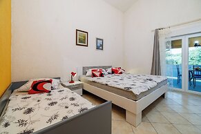 Apartments Davorka