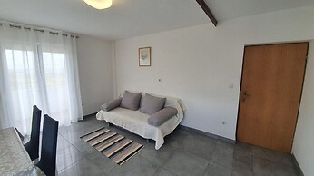 Apartment Ivo