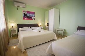 Apartments Palmina