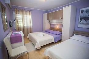 Apartments Palmina