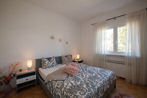 Apartment Miriam