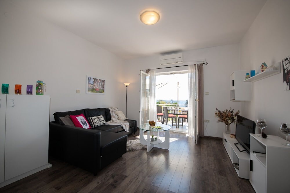 Apartment Miriam