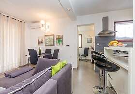 Apartments Ivni