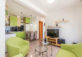 Apartments Ivni