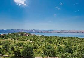 Apartments Ivni