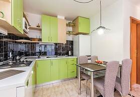 Apartments Ivni