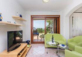 Apartments Ivni