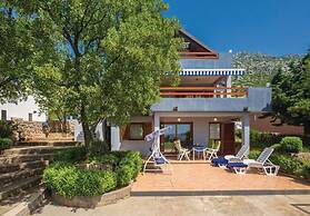 Apartments Ivni