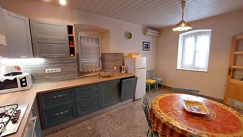 Apartment Nadi