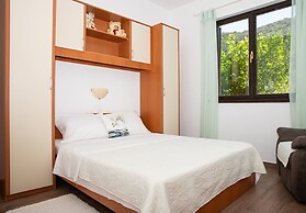 Apartment Mira