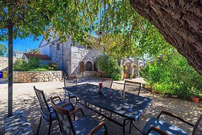 Apartments Insula Insule