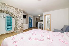 Apartments Insula Insule