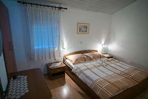 Apartments Erikas
