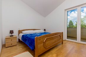House Brist