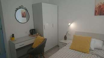 Apartments and Room Mario