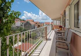 Apartment Dora