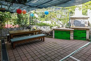 Apartments Vida With Garden