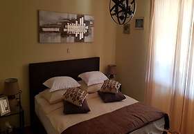 Apartments and Room Perstel