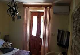 Apartments and Room Perstel