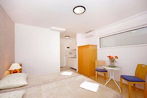 Apartments Javi