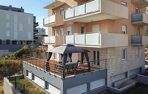 Apartment Tom