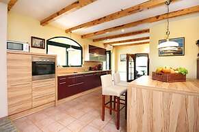 House Stone&olive