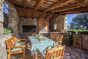 House Stone&olive