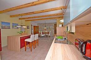 House Stone&olive