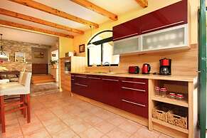 House Stone&olive