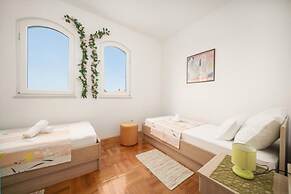 Apartments Josip
