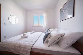 Apartments Josip