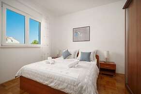 Apartments Josip