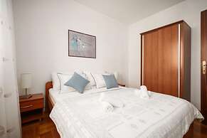 Apartments Josip
